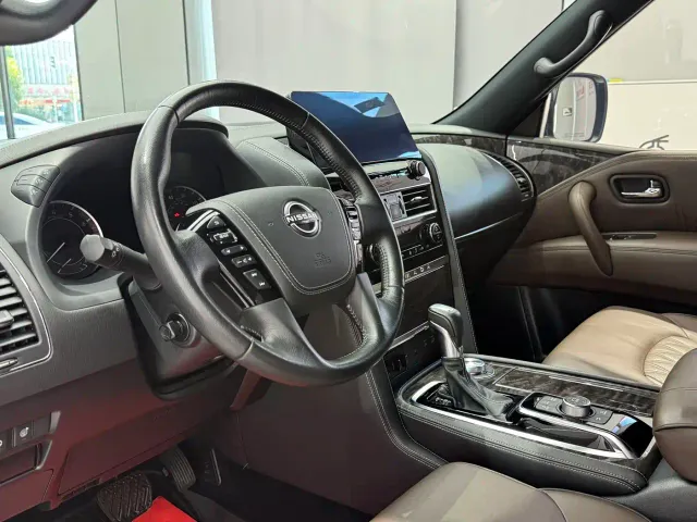 Nissan Patrol — Фото автомобиля 11