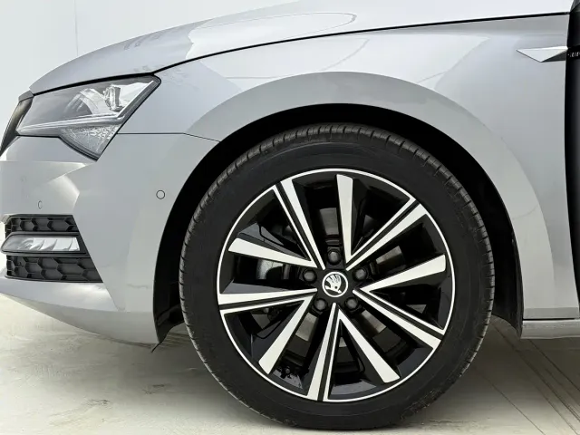 Skoda Superb — Фото автомобиля 19