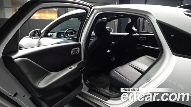 Hyundai Ioniq 6 — Фото автомобиля 16
