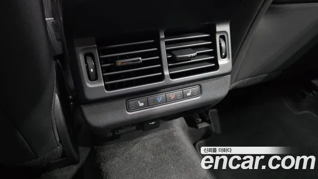 Land Rover Range Rover Evoque 2nd Gen — Фото автомобиля 25