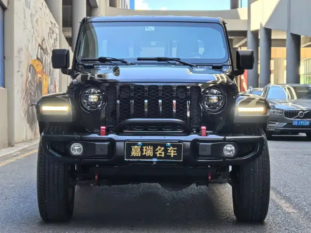 Jeep Gladiator — Фото автомобиля 2