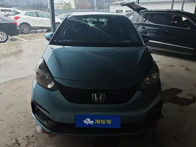 Honda Fit — Фото автомобиля 2
