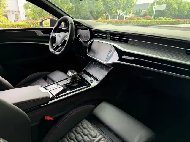 Audi RS 7 — Фото автомобиля 9