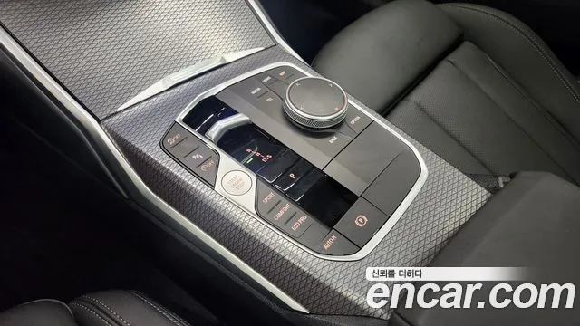 BMW 3 Series — Фото автомобиля 5