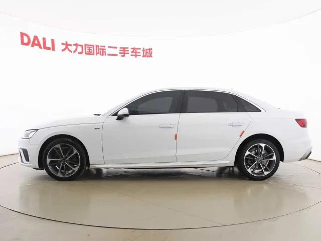 Audi A4L — Фото автомобиля 4