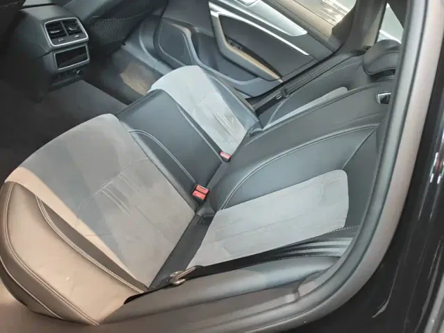 Audi A6L — Фото автомобиля 16