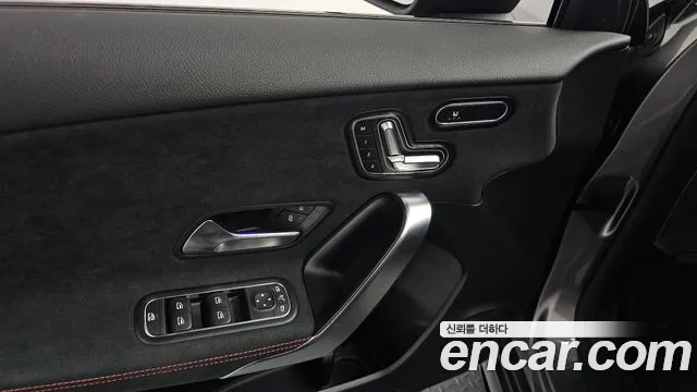 Mercedes-Benz A-Class — Фото автомобиля 16