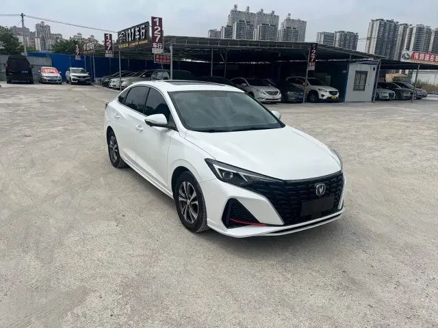 Фотография автомобиля — Changan Eado
