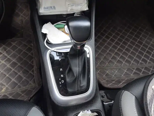 Kia KX1 — Фото автомобиля 16