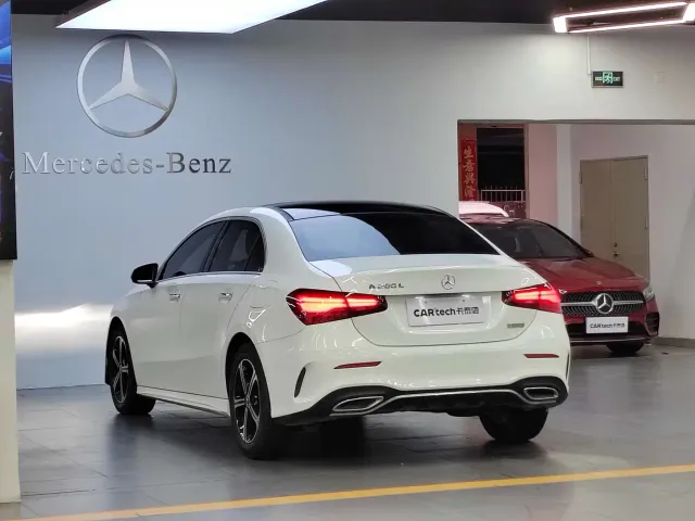 Mercedes-Benz A-Class — Фото автомобиля 3