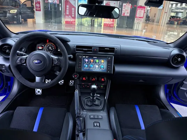 Subaru BRZ — Фото автомобиля 9