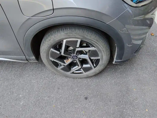BYD Yuan PLUS — Фото автомобиля 6