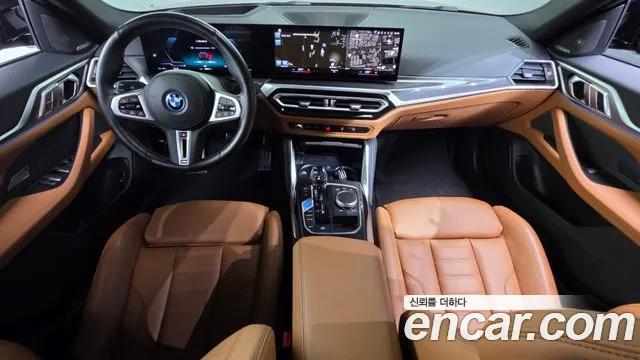 BMW i4 — Фото автомобиля 10