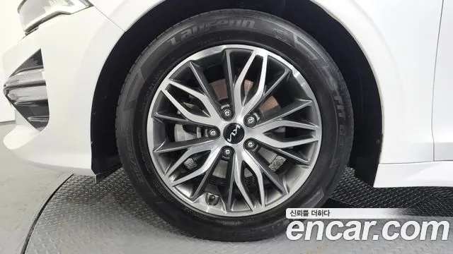 Kia K5 K5 3 поколение 2.0 LPI(Для проката) — Фото автомобиля 5