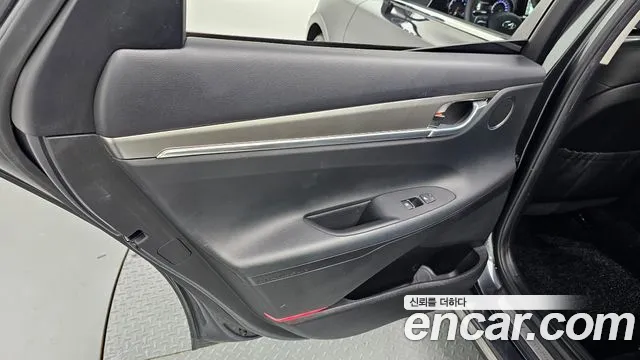 Hyundai Grandeur Grandeur (New) — Фото автомобиля 14