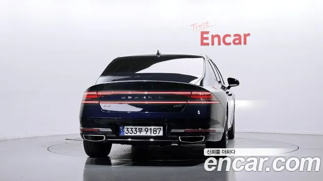 Genesis G90 Бензин 3.5 турбо AWD — Фото автомобиля 4