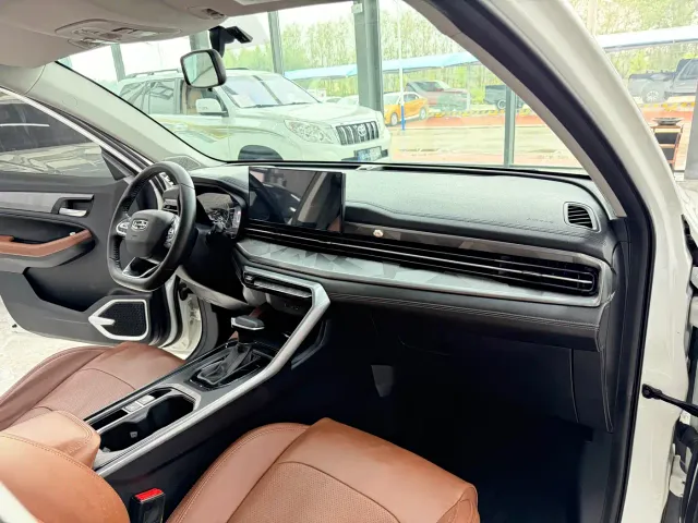 Geely Vision X6 — Фото автомобиля 16