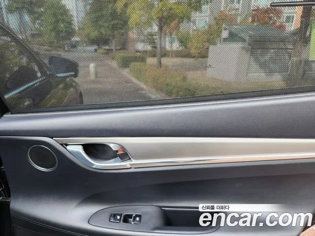 Hyundai Grandeur New — Фото автомобиля 10