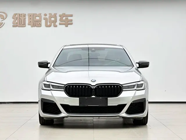 BMW 5 Series — Фото автомобиля 2