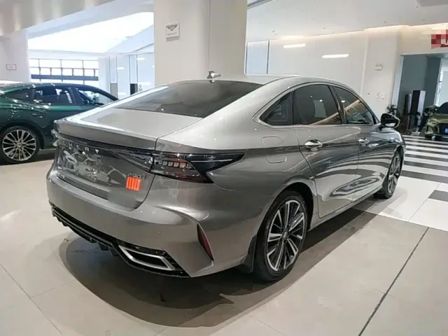Chery Arrizo 8 — Фото автомобиля 6
