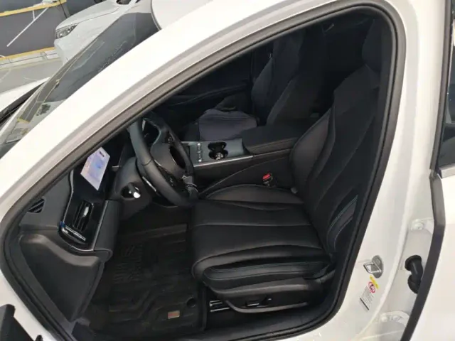 BYD Seal 06 — Фото автомобиля 14