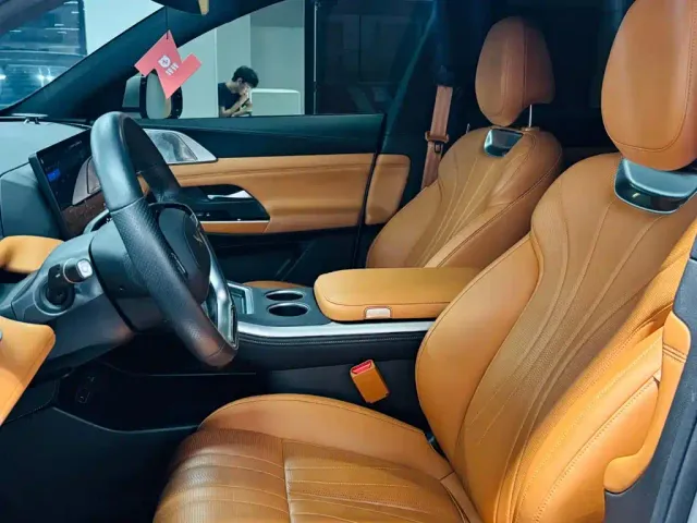 Xpeng G9 — Фото автомобиля 7