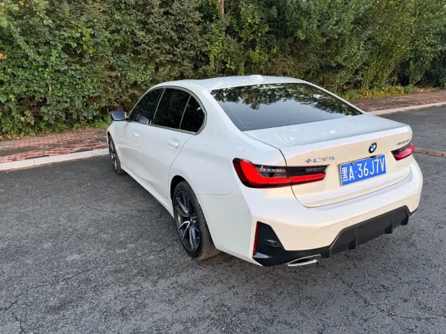 BMW 3 Series — Фото автомобиля 6