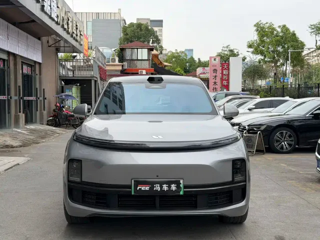 Li Auto L9 — Фото автомобиля 3
