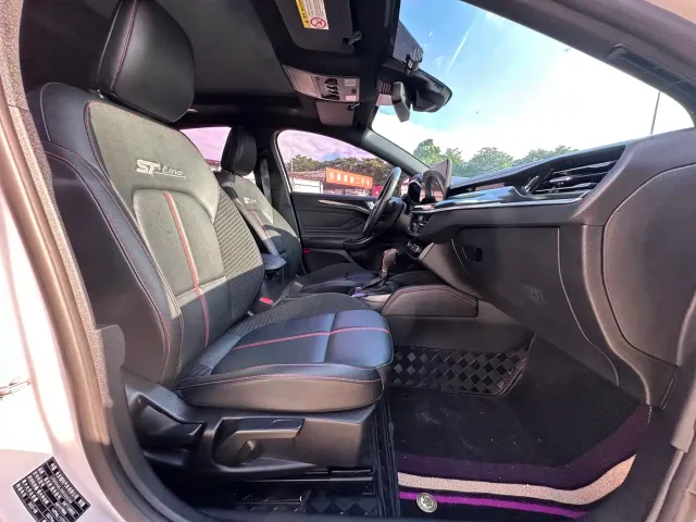 Ford Focus — Фото автомобиля 13