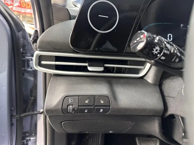Hyundai Elantra — Фото автомобиля 5