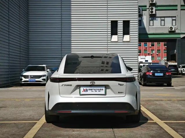 Toyota BoZhi 7 — Фото автомобиля 5