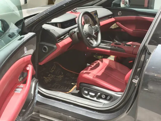 Qi Jing Opening Realm Sedan — Фото автомобиля 7