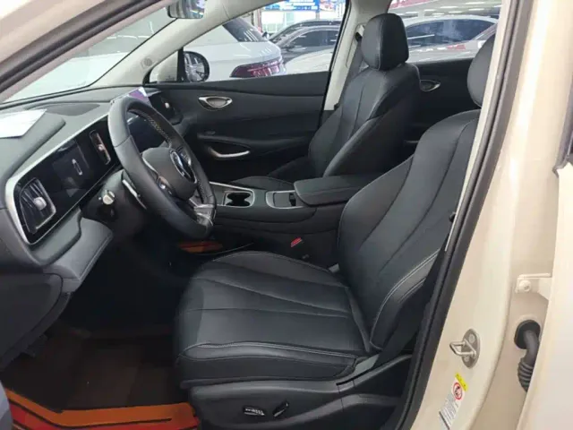 BYD Sealion 05 EV — Фото автомобиля 14