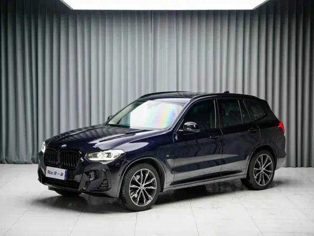 Фотография автомобиля — BMW X3