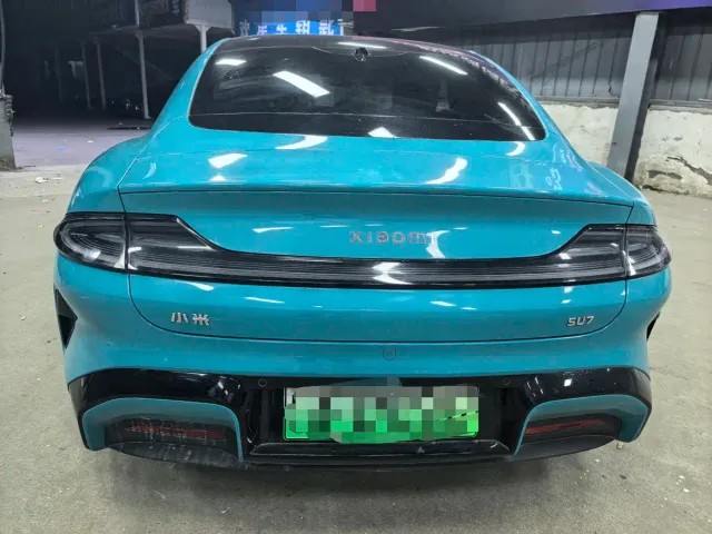 Xiaomi SU7 — Фото автомобиля 8