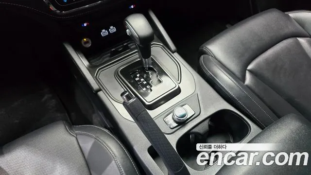 KG_Mobility_Ssangyong Rexton Новый Rexton Sport Дизель 2.2 4WD — Фото автомобиля 8