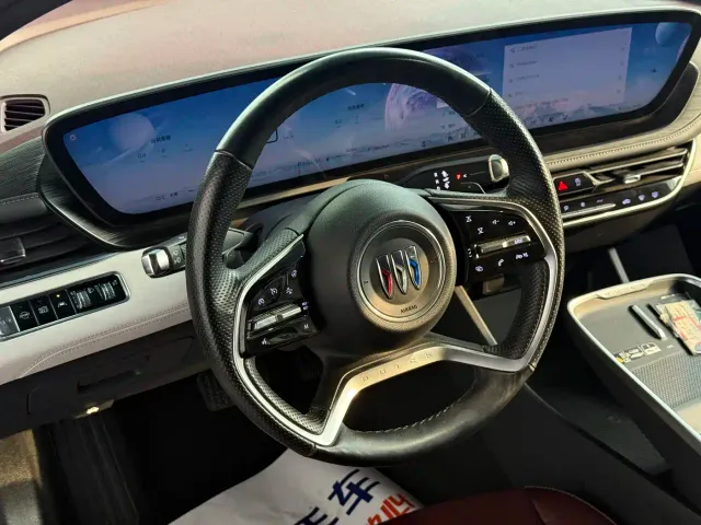 Buick LaCrosse — Фото автомобиля 8