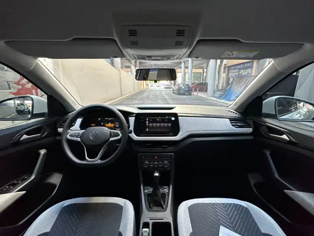 Volkswagen Tharu — Фото автомобиля 11