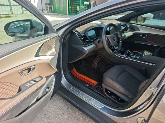BYD Han — Фото автомобиля 15