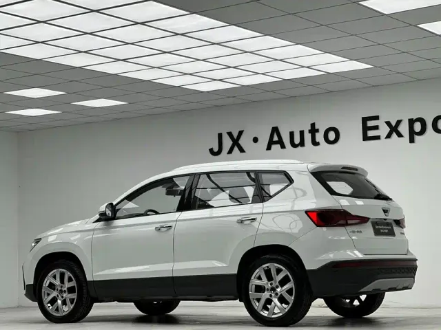 Jetta VS5 — Фото автомобиля 8