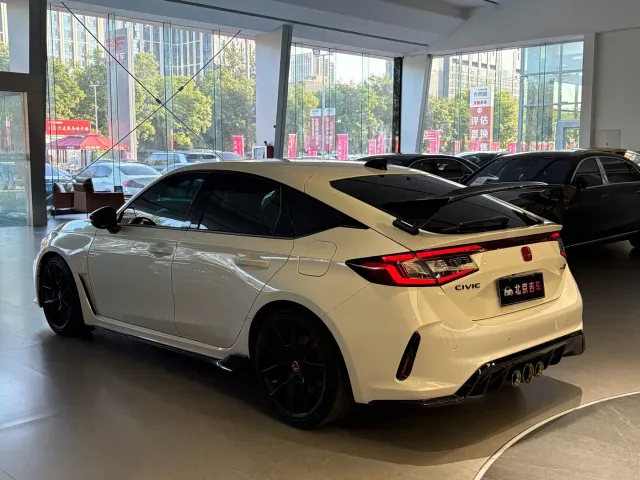 Honda Civic — Фото автомобиля 5