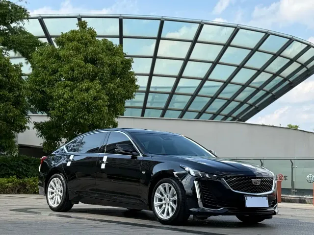 Cadillac CT5 — Фото автомобиля 3