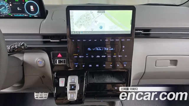 Hyundai Staria Staria — Фото автомобиля 14