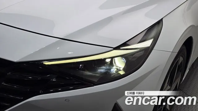Hyundai Avante CN7 — Фото автомобиля 7
