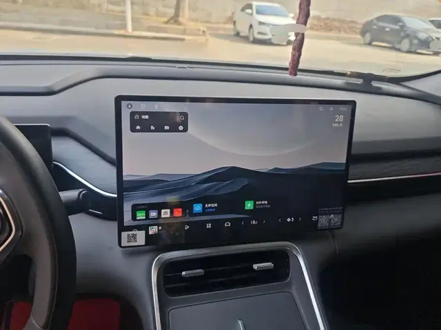 Geely Galaxy L6 — Фото автомобиля 13