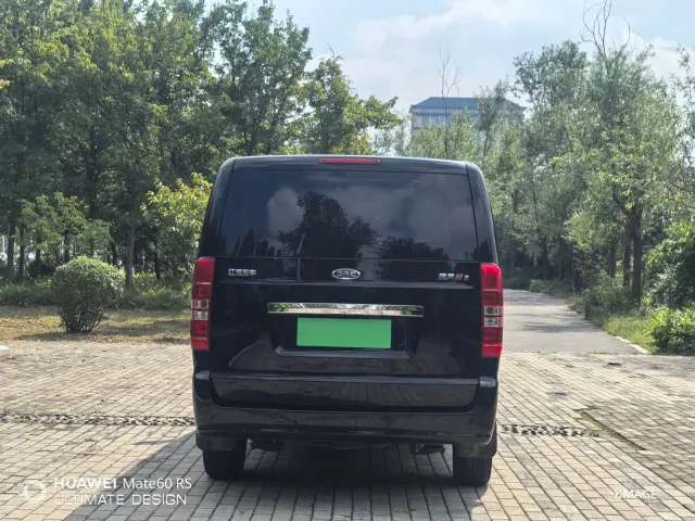 JAC Refine M3 — Фото автомобиля 8