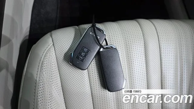 Kia K8 K8 Hybrid — Фото автомобиля 23