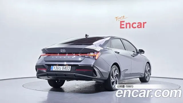Hyundai AVANTE Новый Avante (CN7) — Фото автомобиля 2