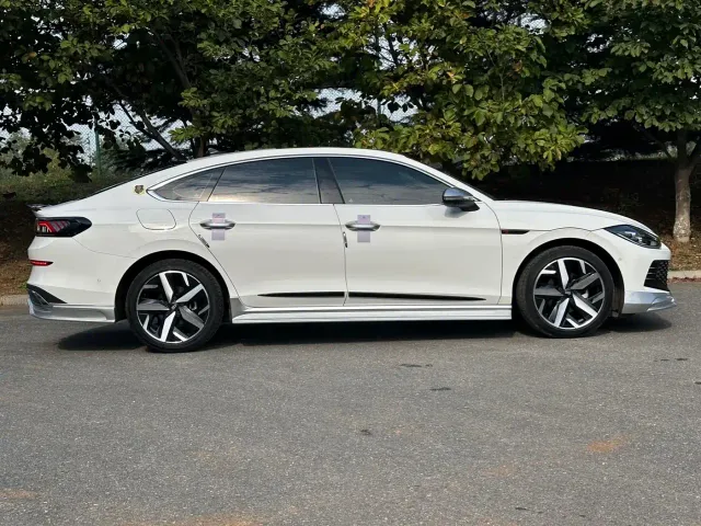 Volkswagen Lamando — Фото автомобиля 5
