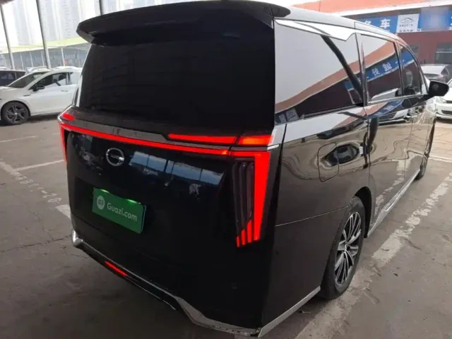 GAC Trumpchi M8 — Фото автомобиля 6